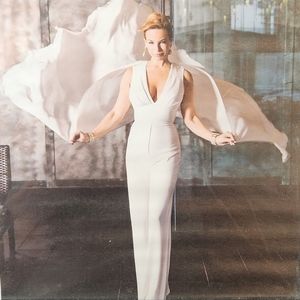 𝅺ELIE Saab Silk Caped VNeck Jumpsuit